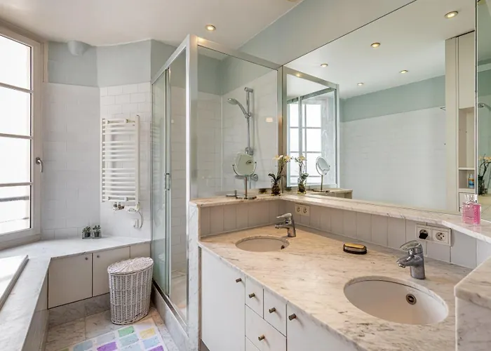 Апартаменты Guestready - Sejour Vintage Dans Le 8e Arr.