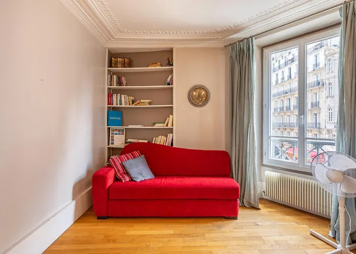 Апартаменты Guestready - Sejour Vintage Dans Le 8e Arr. Париж