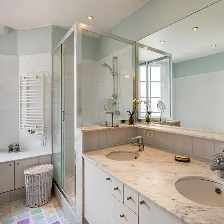 Daire Guestready - Sejour Vintage Dans Le 8e Arr.